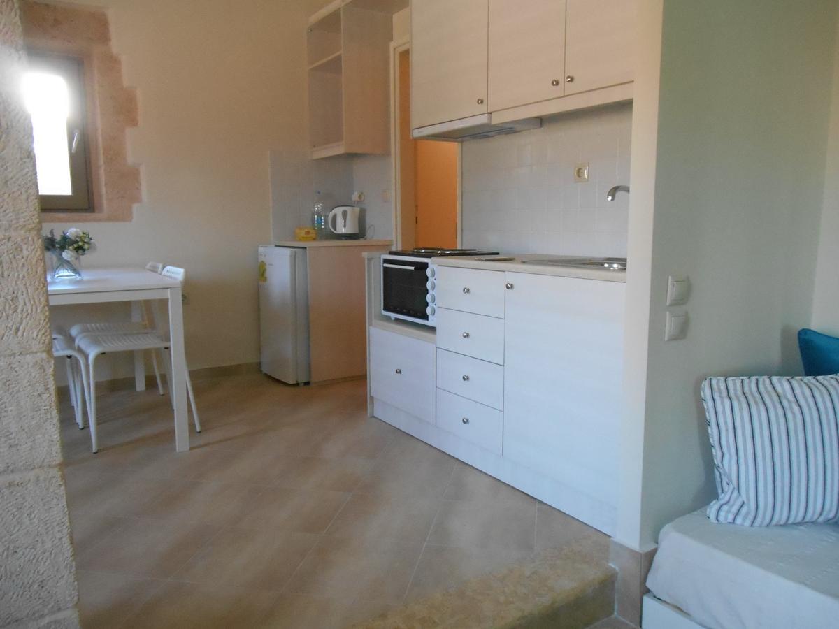 Arapakis Apartment 2 Aegina Eksteriør billede